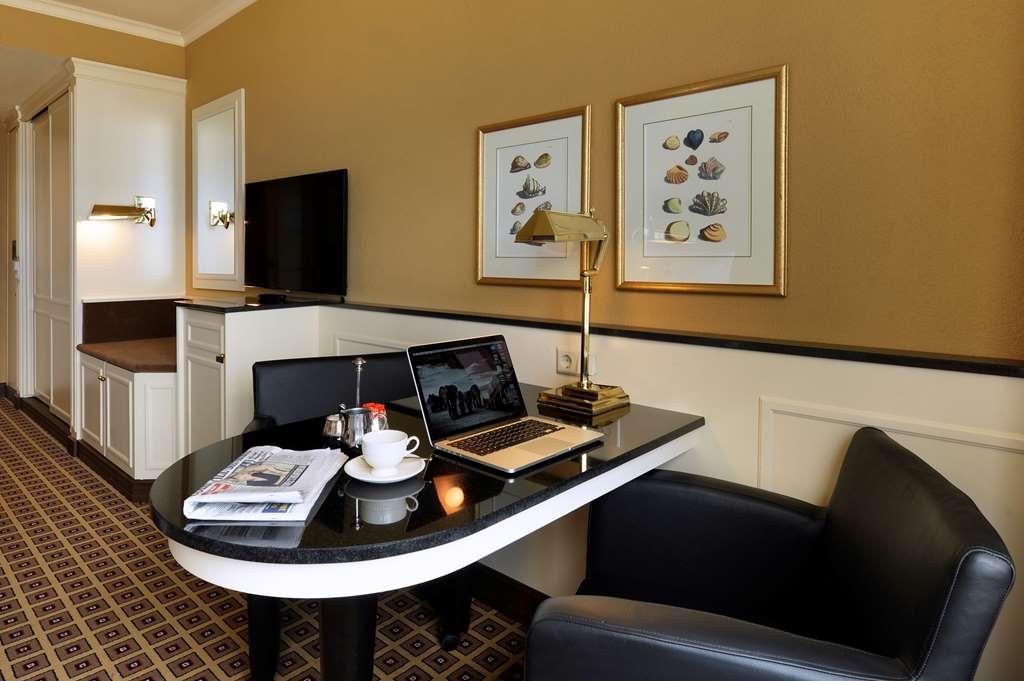 Grand Hotel Huis Ter Duin Noordwijk Eksteriør bilde A typical hotel room