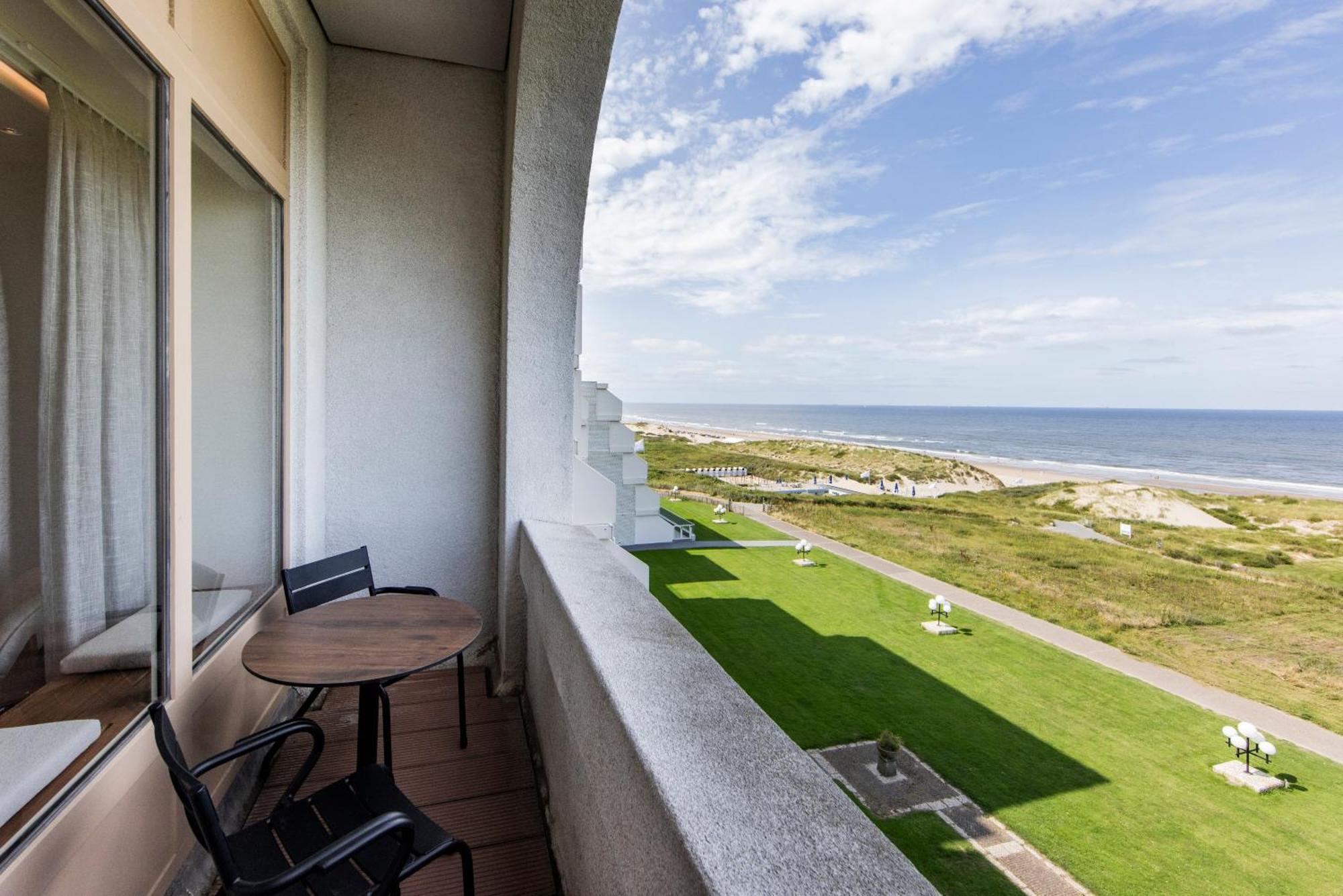 Grand Hotel Huis Ter Duin Noordwijk Rom bilde Balcony of a hotel room