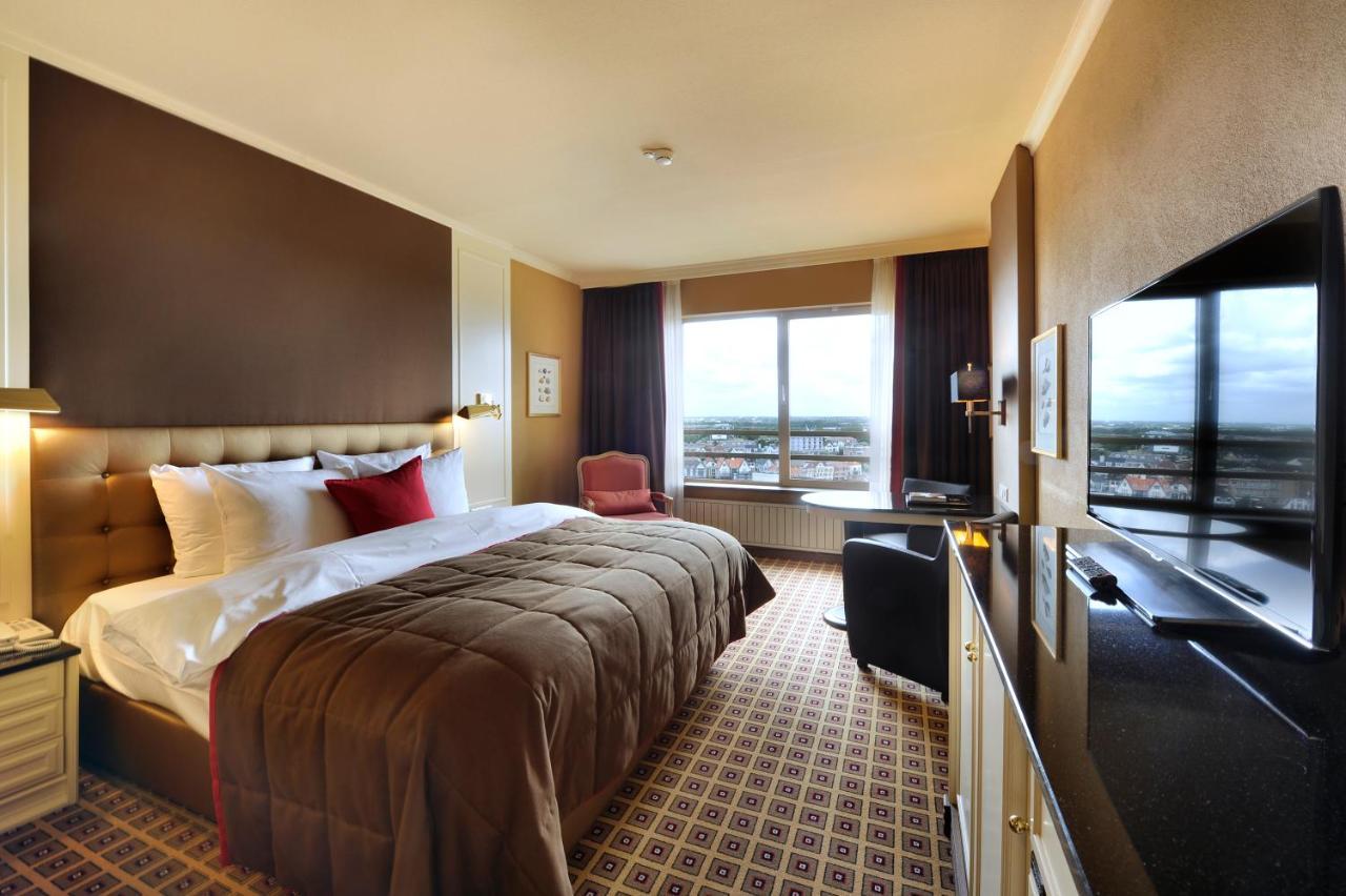 Grand Hotel Huis Ter Duin Noordwijk Eksteriør bilde A room at the Radisson Blu Hamburg