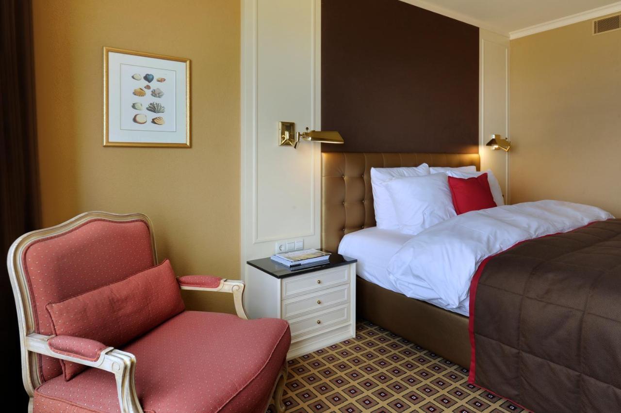 Grand Hotel Huis Ter Duin Noordwijk Eksteriør bilde A room at the hotel